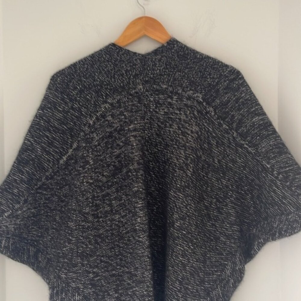 Aritzia Babaton Javier Cardigan Sweater Cocoon Open Front